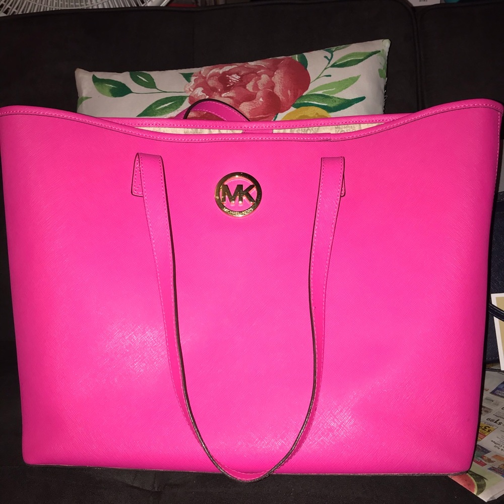 Michael Kors tote
